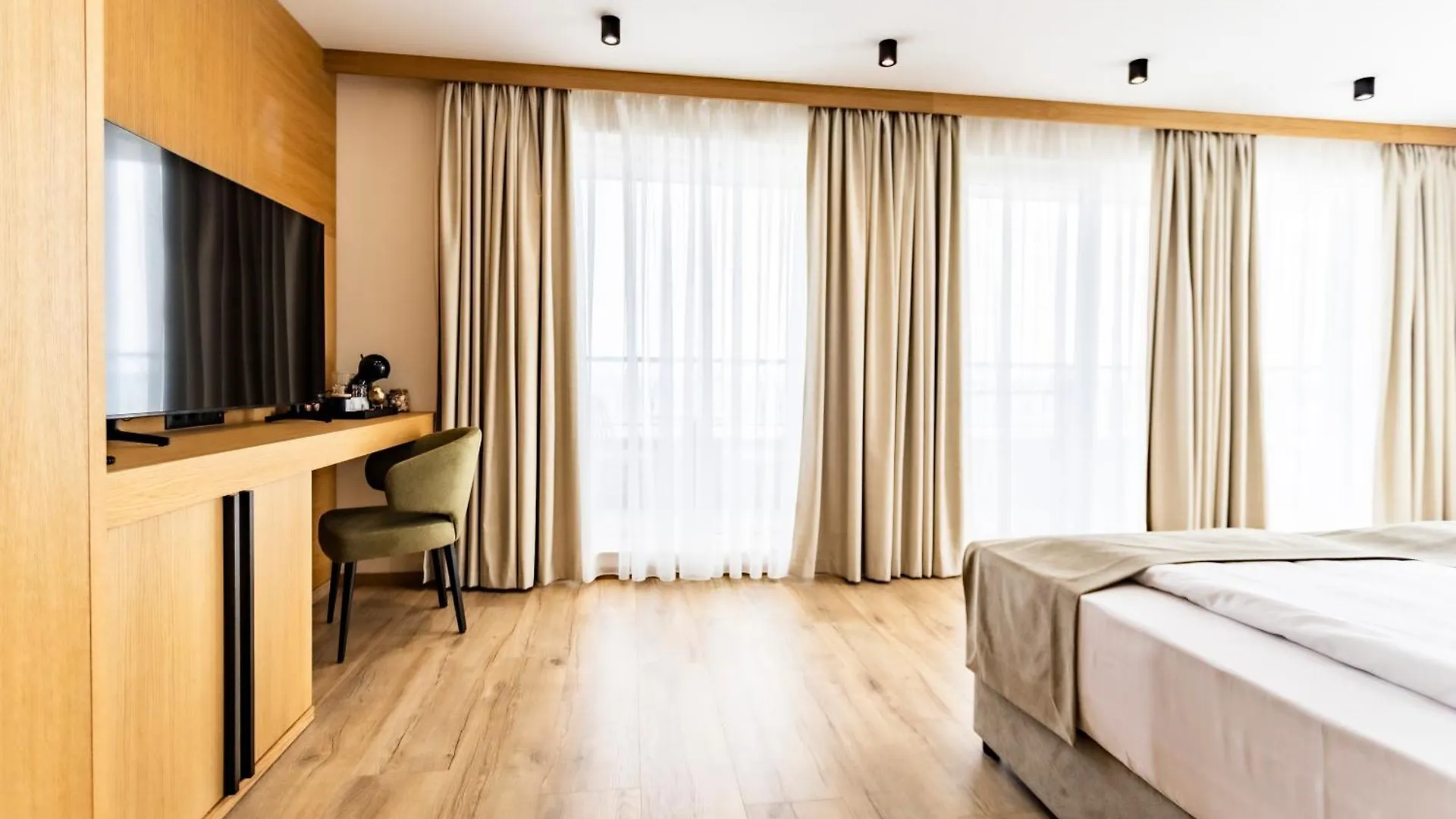 Natura All Seasons Boutique Hotel Burgas City